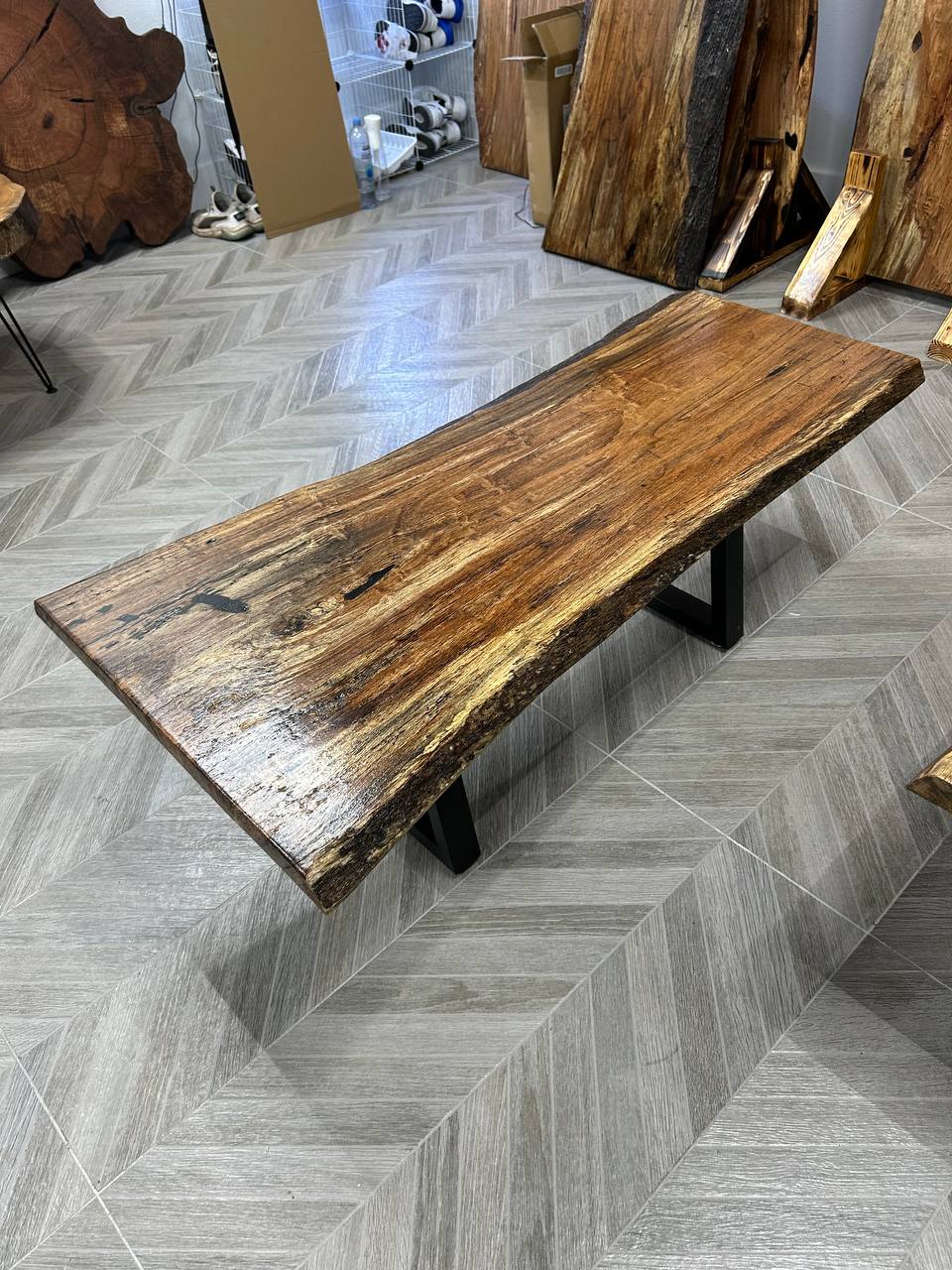 Water Oak Live Edge Table LES003 - Image 2