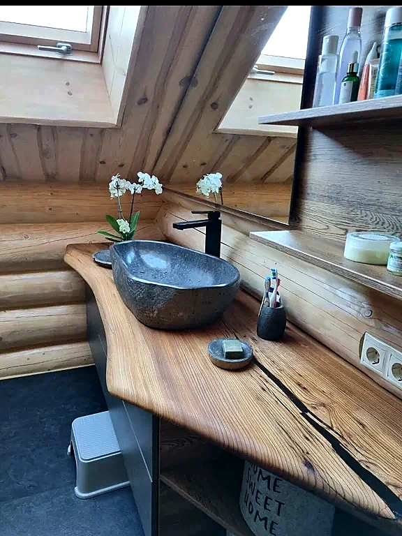 03-wooden-bathroom-natural-stone-sink